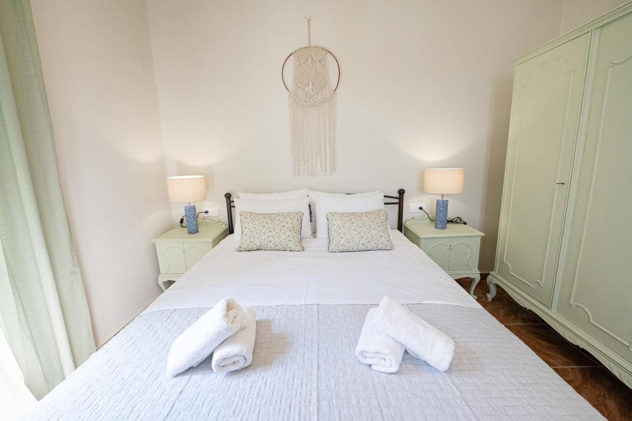 Sunny Yard Apartments Πόρος Εξωτερικό φωτογραφία