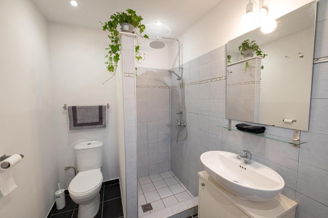 Sunny Yard Apartments Πόρος Εξωτερικό φωτογραφία